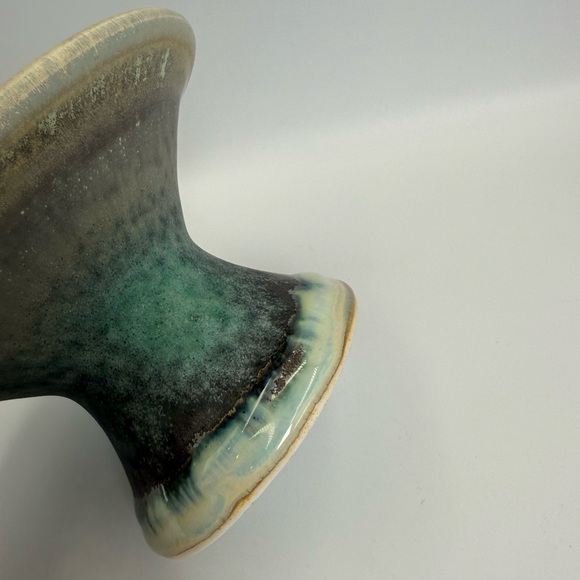 IKEBANA STONEWARE POTTERY VASE WITH PIN FROG Signed - Picture 9 of 10